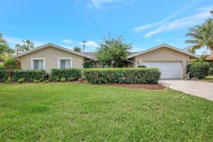 5320 Sw 21st Ct, Plantation