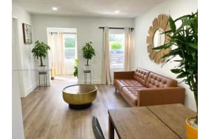 1025 Nw 55th St, Miami 1025 Nw 55th St, Miami