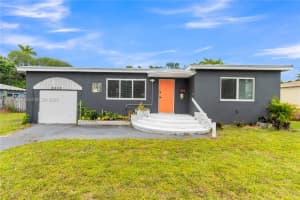 2533 Johnson St, Hollywood
