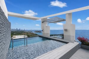 2627 S Bayshore Dr 3201, Miami