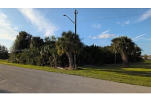 3800 Hyde Park Dr, Fort Myers 3800 Hyde Park Dr, Fort Myers