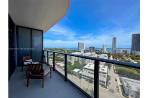 121 Ne 34th St 1605, Miami