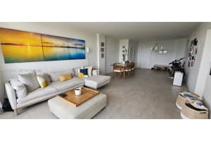 90 Edgewater Dr 1219, Coral Gables