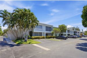 6273 Bay Club Dr 2, Fort Lauderdale