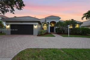 1836 Nw 139th Ave, Pembroke Pines