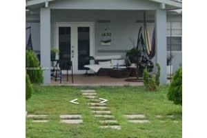 1430 Ne 175th St 1, North Miami Beach