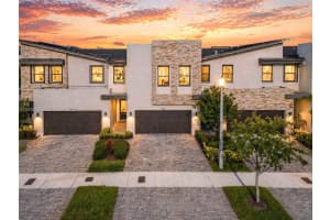 7903 Nw 105th Ave, Doral