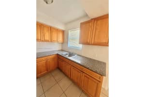 1903 Thomas St 8, Hollywood