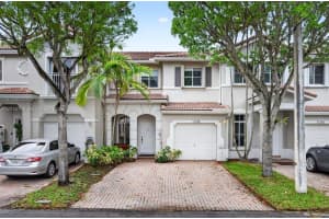 11248 Nw 56th St, Doral