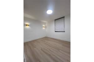 20300 W Country Club Dr 106-3, Aventura