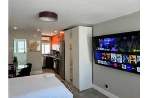 4228 N Ocean Dr 15, Lauderdale By The Sea