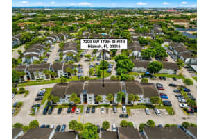 7200 Nw 179th St 110, Hialeah