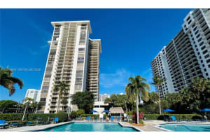 18181 Ne 31st Ct 1408, Aventura