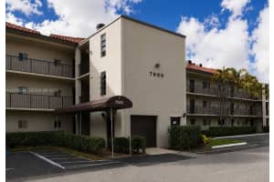 7900 Nw 50th St 303, Lauderhill