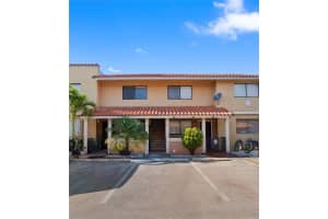 2735 W 60th Pl 204, Hialeah 2735 W 60th Pl 204, Hialeah