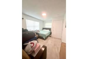 6201 Sw 37 Ct 3b, Davie