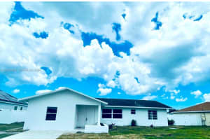 2351 Sw Chestnut Ln N/a, Port Saint Lucie