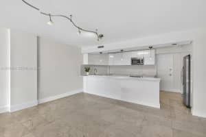 199 Ocean Lane Dr 811, Key Biscayne