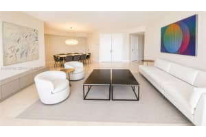 737 Crandon Blvd 402, Key Biscayne