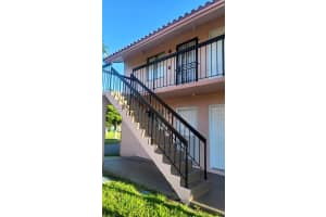 2166 W 60 St 15-201, Hialeah