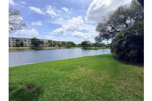 11423 Nw 10th St 11423, Pembroke Pines