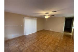 5960 Nw 20th St 5960, Lauderhill