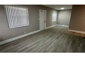 4101 Nw 30th Ter 4, Lauderdale Lakes