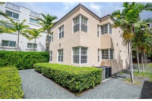 32 Calabria Ave 1, Coral Gables 32 Calabria Ave 1, Coral Gables