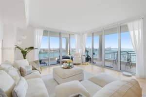 848 Brickell Key Dr 1601, Miami