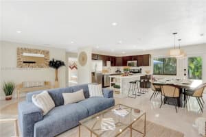 1737 Ne 7th Ter, Fort Lauderdale