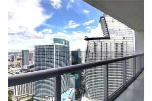 465 Brickell Ave 5004, Miami