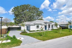 27232 Sw 159th Path, Miami