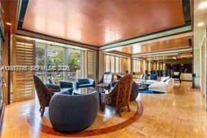 11111 Biscayne Blvd 227, North Miami Beach
