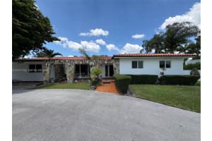 220 Nw 130th Ave, Miami