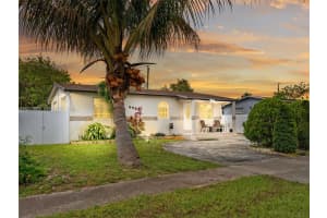 6432 Perry St, Hollywood