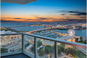 244 Biscayne Blvd 3602, Miami