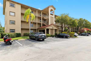 1151 Sw 128th Ter 204d, Pembroke Pines