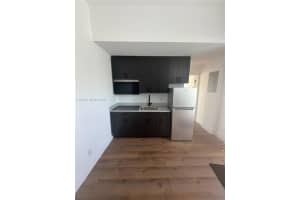 7801 Byron Ave B, Miami Beach