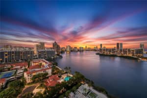 3301 Ne 183rd St 2007, Aventura