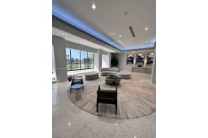 20335 W Country Club Dr 2302, Aventura