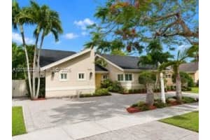 9005 Sw 102nd Ct, Miami