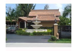12425 Sw 43rd St -, Miami