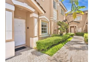 5779 Nw 116th Ave 104, Doral