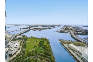 900 Biscayne Blvd 5602, Miami