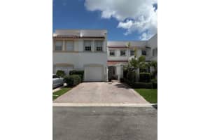 10973 Nw 62nd Ter, Doral
