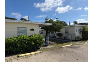 2571 Nw 13th Ct 3, Fort Lauderdale