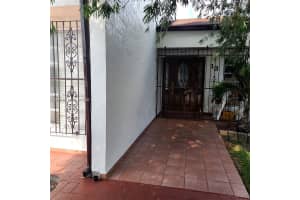 13 Sw 97th Pl, Miami