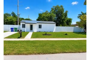 1881 Nw 157th St, Miami Gardens