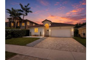 9256 Sw 209th Ter, Cutler Bay