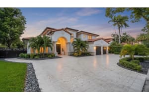 15632 Nw 79th Ct, Miami Lakes
